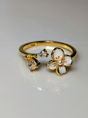 Flower and Leafs Ring