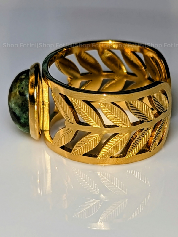 Green stone and Leaf cuff ring