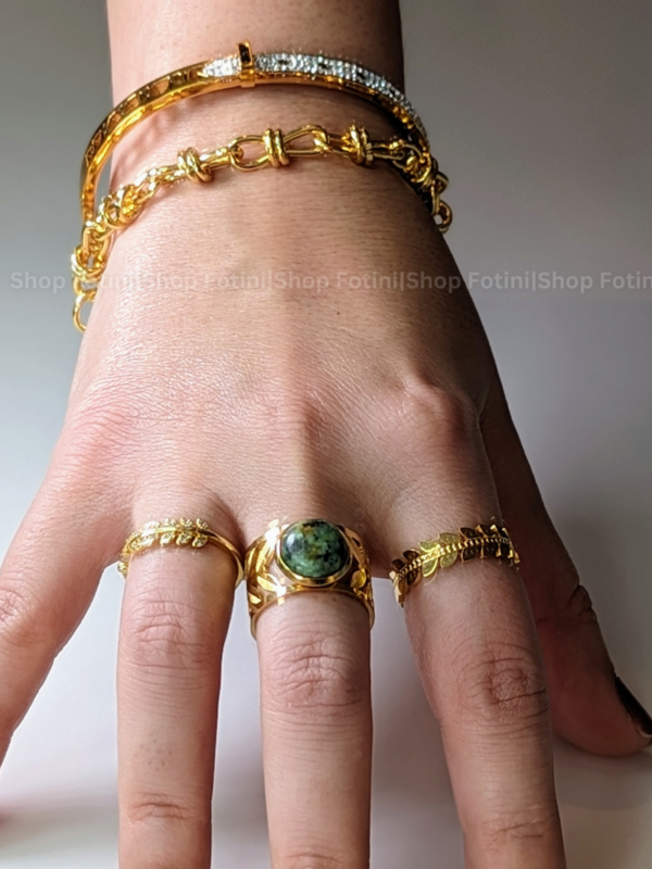 Green stone and Leaf cuff ring